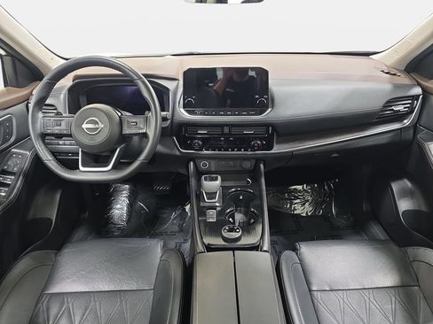 Used 2023 Nissan Rogue Platinum w/ Platinum Premium Package AWD/4WD image 10