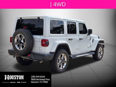 Used 2021 Jeep Wrangler Unlimited Sahara AWD/4WD image 4