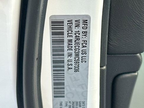 Used 2021 Jeep Grand Cherokee High Altitude image 30