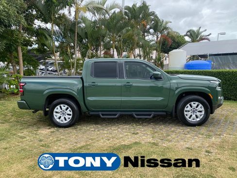 Used 2022 Nissan Frontier SV w/ SV Premium Package RWD image 8