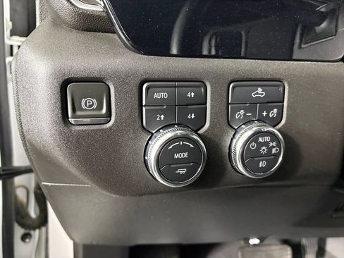 Used 2024 GMC Sierra 1500 Elevation w/ X31 Off-Road Package AWD/4WD image 14