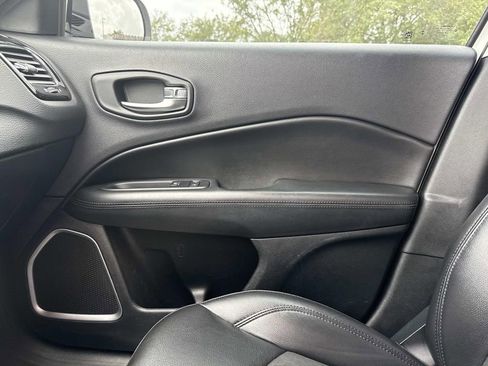 Used 2018 Jeep Compass Altitude w/ Popular Equipment Group image 29