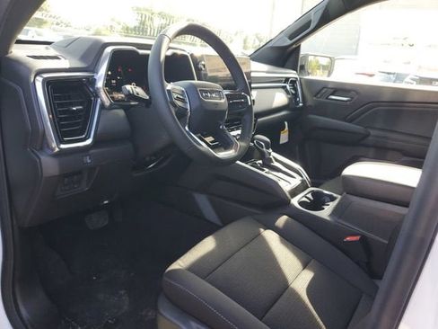 New 2025 GMC Canyon Elevation w/ Convenience Package image 20