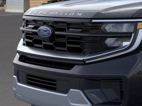 New 2026 Ford Expedition Max Platinum w/ Platinum Ultimate Package AWD/4WD image 17