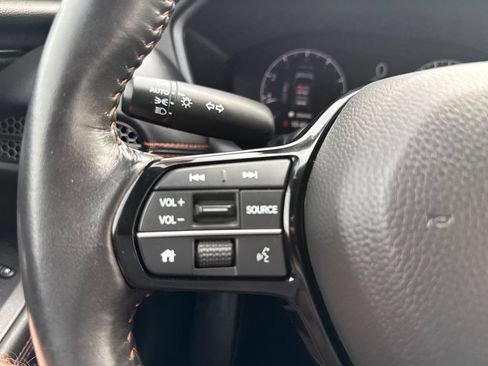 Certified 2025 Honda HR-V Sport image 24