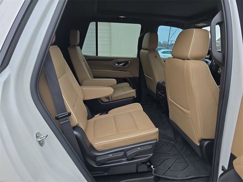 Used 2021 Chevrolet Tahoe Premier image 32