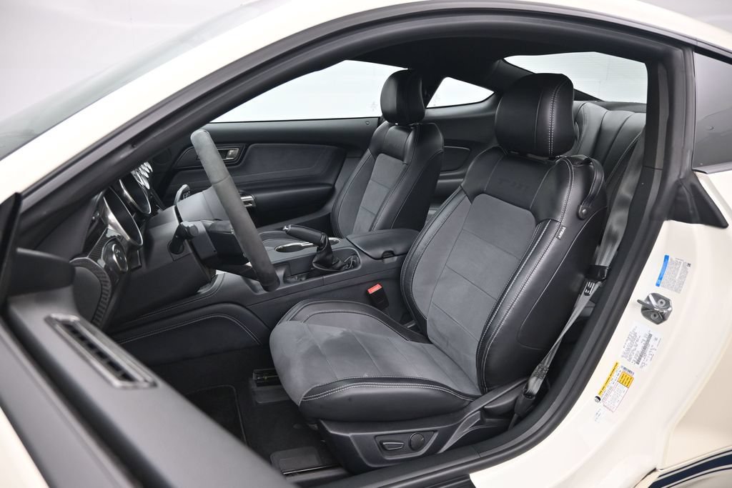 Certified 2020 Ford Mustang Shelby GT350 w/ Technology Package RWD image 11