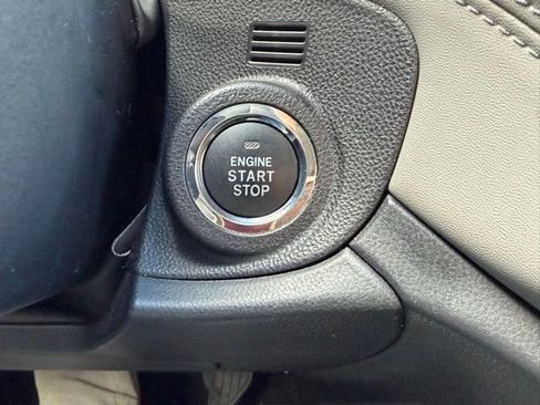 Used 2022 Subaru Outback Limited image 30