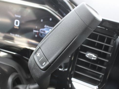 New 2026 GMC Sierra 3500 SLT w/ SLT Premium Package image 33