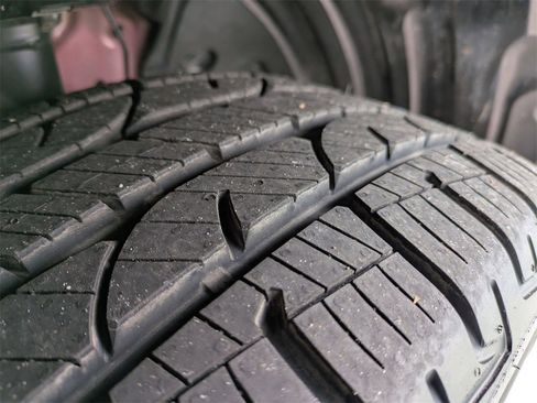 Used 2023 Honda Pilot Elite image 12