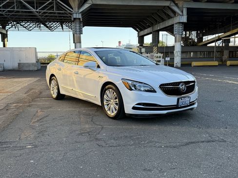 Used 2019 Buick LaCrosse Essence w/ Sun and Shade Package FWD image 12