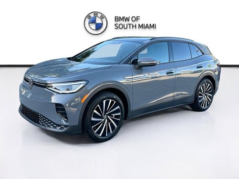 Used 2024 Volkswagen ID.4 S image 3