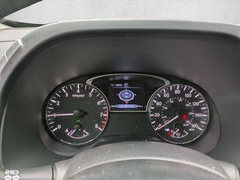 Used 2020 Nissan Pathfinder SL AWD/4WD image 11
