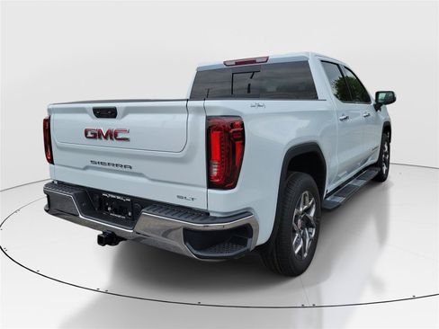 New 2026 GMC Sierra 1500 SLT w/ SLT Premium Package AWD/4WD image 4