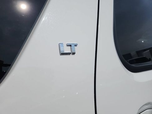 Used 2012 Chevrolet Tahoe LT AWD/4WD image 36