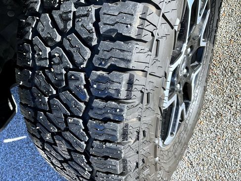 Used 2024 Ford Bronco Outer Banks image 33