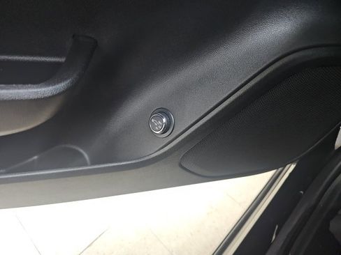 Used 2023 Chevrolet Blazer LT w/ Convenience Package image 28