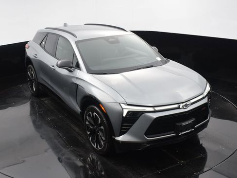 New 2025 Chevrolet Blazer EV RS RWD image 1