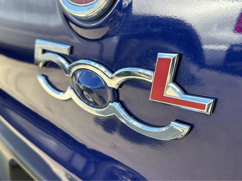 Used 2015 FIAT 500L Trekking image 38