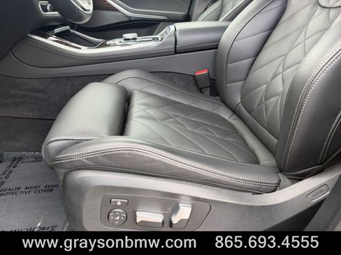 Used 2026 BMW X5 xDrive40i AWD/4WD image 11