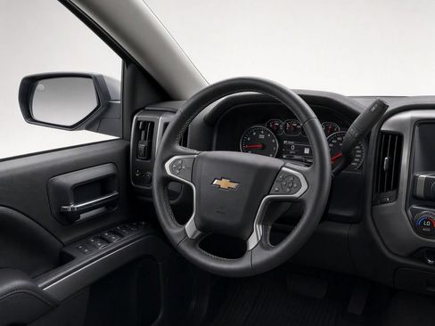 Used 2018 Chevrolet Silverado 1500 LT w/ All Star Edition AWD/4WD image 29
