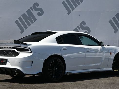 Used 2021 Dodge Charger R/T RWD image 5