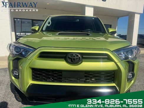 Used 2023 Toyota 4Runner TRD Off-Road Premium image 3