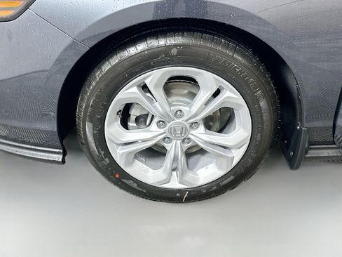 Certified 2025 Honda Accord LX image 24