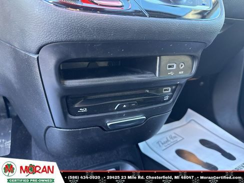 Used 2020 Chrysler Pacifica Limited w/ S Appearance Package image 21