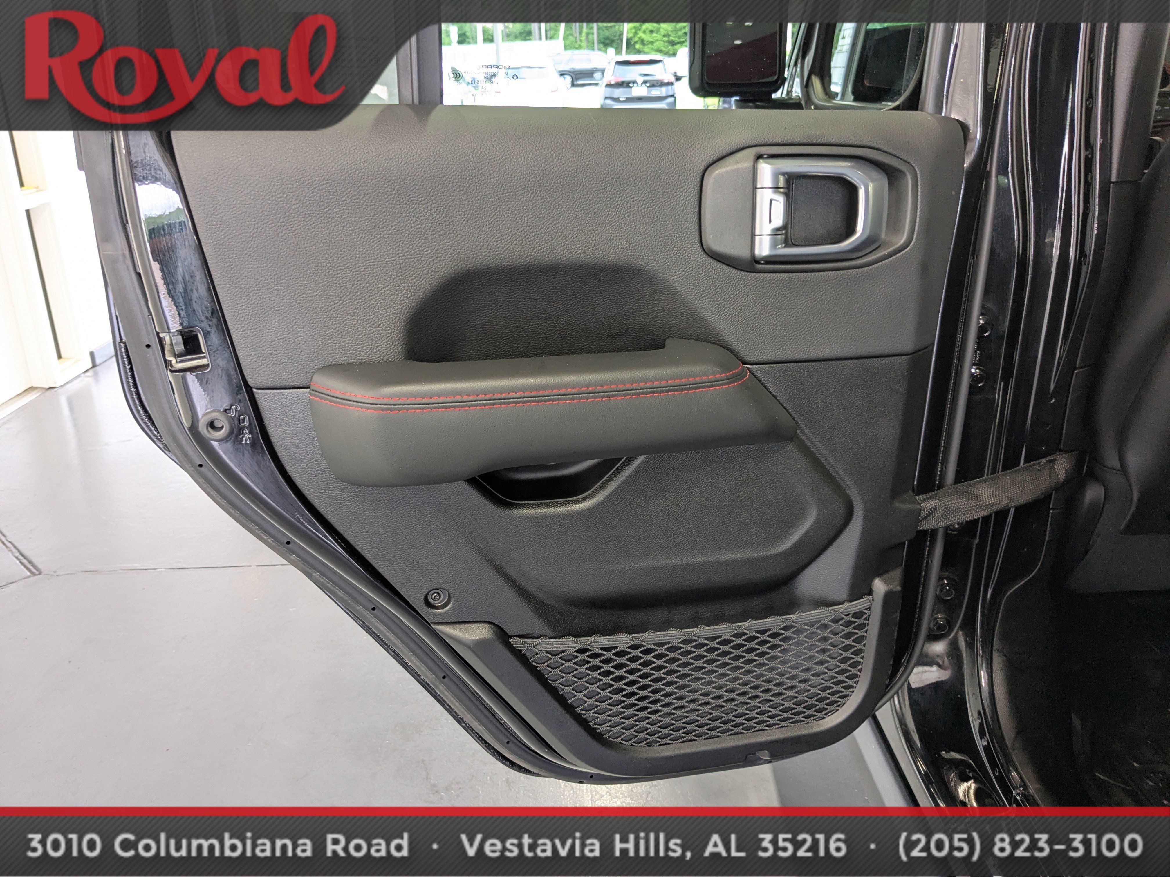 Used 2024 Jeep Wrangler Unlimited Rubicon AWD/4WD image 14