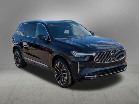 Certified 2026 Volvo XC90 B6 Plus AWD/4WD image 8