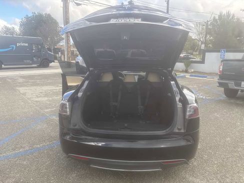 Used 2016 Tesla Model S 70D image 27