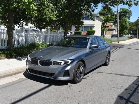 Used 2026 BMW 330i Sedan RWD image 2