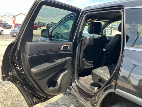 Used 2015 Jeep Grand Cherokee Limited AWD/4WD image 11