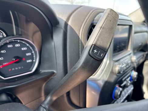 Used 2019 Chevrolet Silverado 1500 RST AWD/4WD image 17