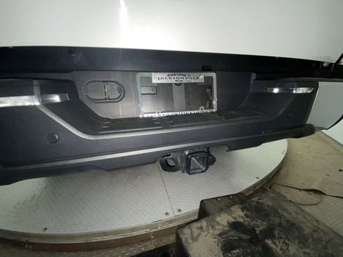 Used 2023 Toyota Tundra Limited AWD/4WD image 29