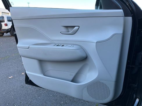 Used 2025 Hyundai Kona SEL image 20