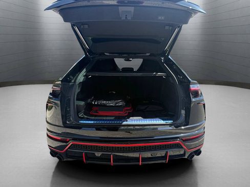 Used 2021 Lamborghini Urus AWD/4WD image 26