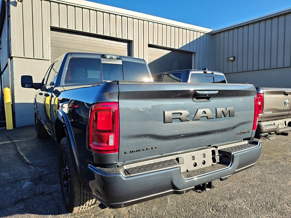 Used 2026 RAM 2500 Limited AWD/4WD image 5