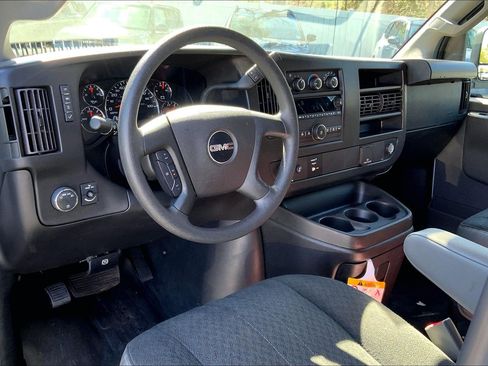 Used 2024 GMC Savana 2500 w/ Driver Convenience Package image 7