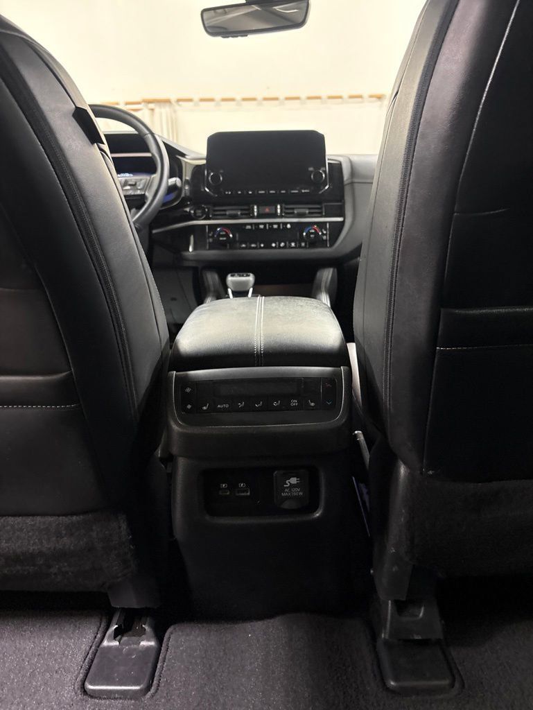 Used 2025 Nissan Pathfinder Platinum w/ Cargo Package FWD image 21