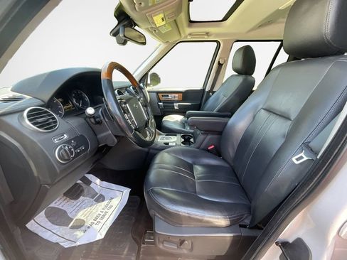 Used 2015 Land Rover LR4 HSE AWD/4WD image 12