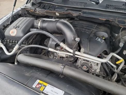 Used 2019 RAM 1500 Classic SLT AWD/4WD image 33