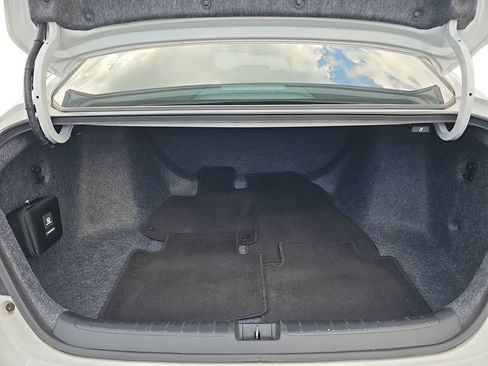 Used 2022 Honda Accord LX image 28