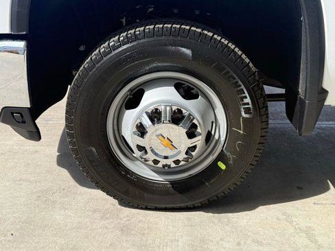 New 2026 Chevrolet Silverado 3500 LT w/ Convenience Package image 21