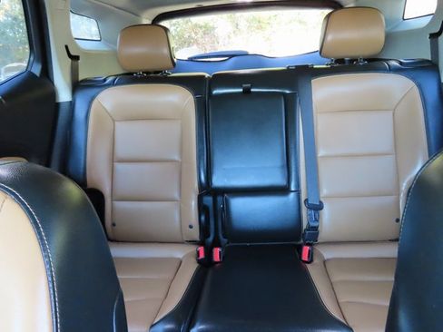 Used 2018 GMC Terrain SLT image 6