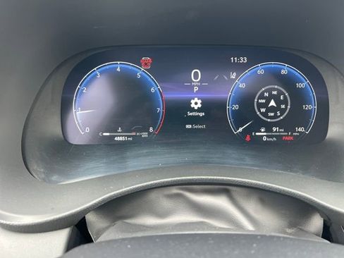 Used 2023 Toyota Highlander L image 12