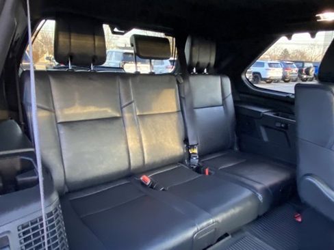 Used 2025 Toyota Sequoia Platinum image 26