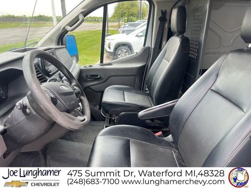 Used 2020 Ford Transit 250 Low Roof RWD image 12