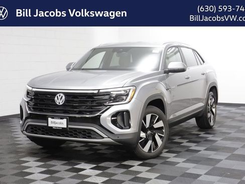 Used 2025 Volkswagen Atlas Cross Sport SE AWD/4WD image 1
